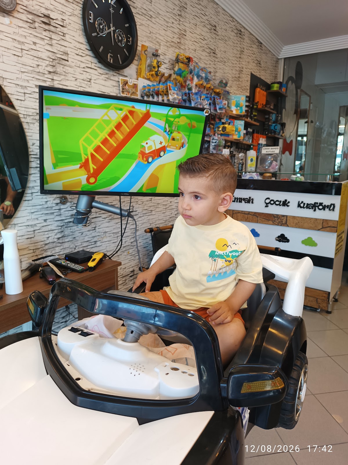 Kidsman’ın yeni arabalı saç kesim koltukları