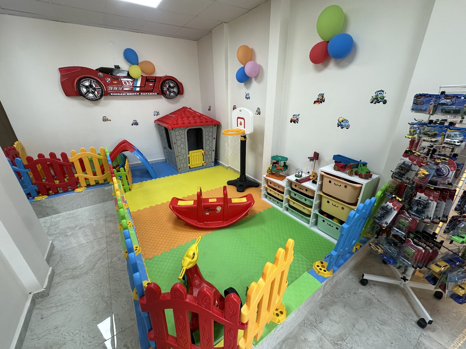 Kidsman’ın renkli çocuk oyun alanı